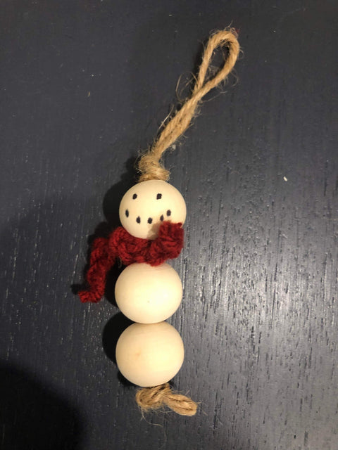Ornement Sapin - Bonhomme de neige en perle de bois naturel